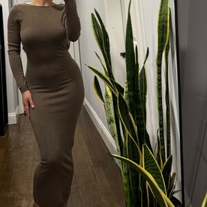 Deep Olive Long Sleeve Backless Dress